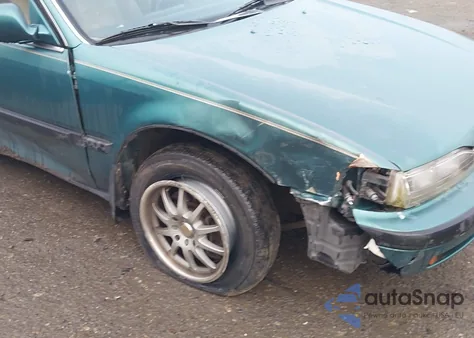 1993 Honda Accord Lx z USA, uszkodzony, nr VIN 1HGCB9854PA005624